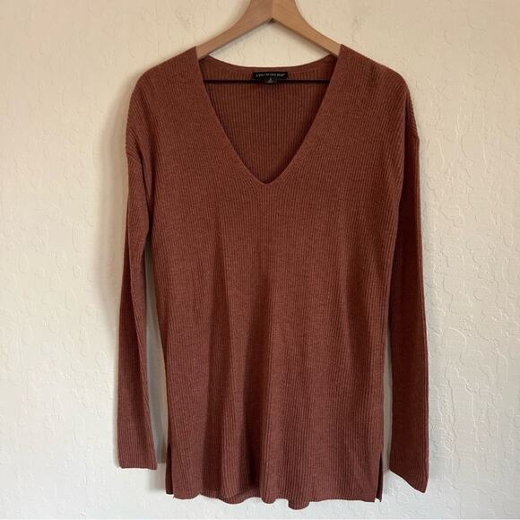 A Pea In The Pod Long Sleeve V-Neck Tunic Sweater Small Rust Brown Maternity - Picture 1 of 6